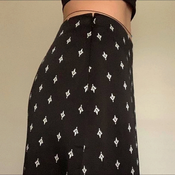 Loft Black & White Midi Skirt, 00P, Gorgeous!! - Picture 5 of 5